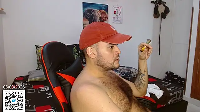 Snapshot of holegape chatting on March 6, 2026, 6:37 pm holegape online show from March 6, 2026, 6:37 pm