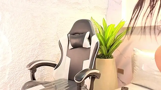 electra wildtp online show from December 4, 2025, 7:22 pm