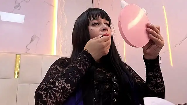 electra wildtp online show from December 19, 2025, 7:43 pm