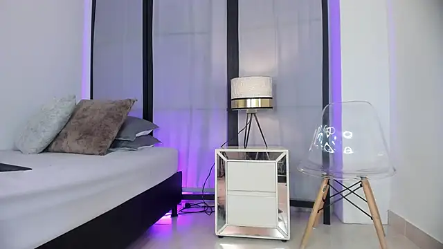 Snapshot of niicole_steele_ chatting on December 18, 2025, 7:09 pm niicole steele online show from December 18, 2025, 7:09 pm