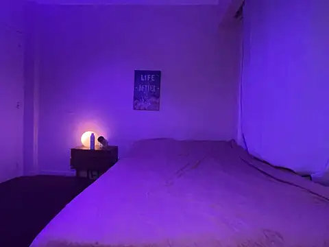 Snapshot of Aqualith chatting on February 20, 2026, 3:47 am Aqualith online show from February 20, 2026, 3:47 am