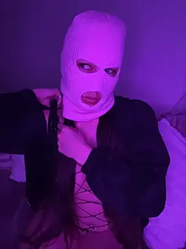 linaatchikita online show from March 23, 2026, 9:41 pm