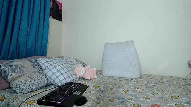 Sweet navy  online show from April 3, 2026, 11:36 pm