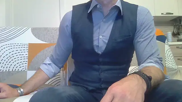 Eroshotlicker online show from March 3, 2026, 9:42 pm