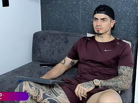  mrcock   online show from February 19, 2026, 2:29 am