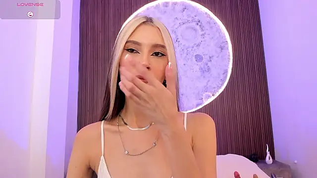 IvannaVolk  online show from March 19, 2026, 5:11 am