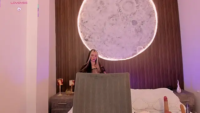 IvannaVolk  online show from March 25, 2026, 4:40 am