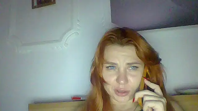 Snapshot of redfoxLaya chatting on November 30, 2025, 10:58 pm redfoxLaya online show from November 30, 2025, 10:58 pm