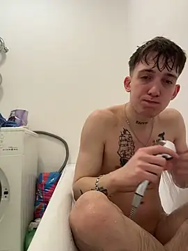 Snapshot of Rabizoon chatting on February 9, 2026, 6:28 am Rabizoon online show from February 9, 2026, 6:28 am