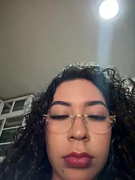 VictoriaaRose online show from June 30, 2026, 3:51 am