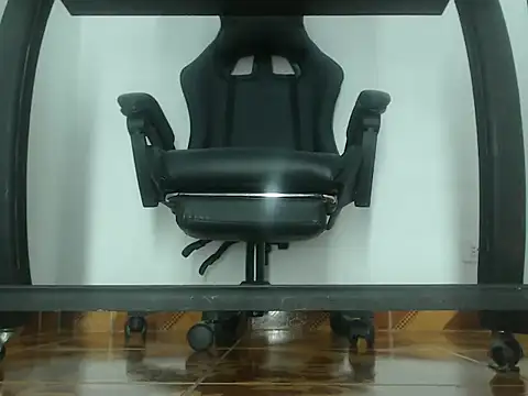 Snapshot of Alphacashmaster777 chatting on March 11, 2026, 9:48 am Alphacashmaster777 online show from March 11, 2026, 9:48 am