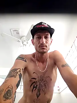 Snapshot of azrider480 chatting on March 28, 2026, 6:40 pm azrider480 online show from March 28, 2026, 6:40 pm