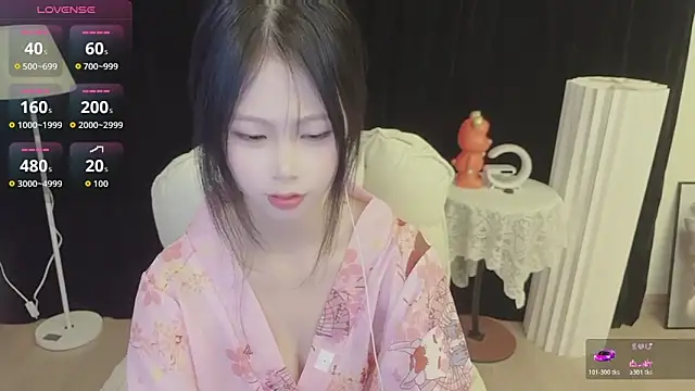 Snapshot of -Annababy chatting on April 26, 2026, 8:50 pm -Annababy online show from April 26, 2026, 8:50 pm