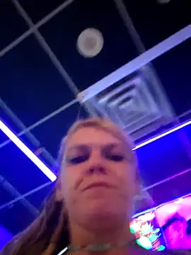 Horny hippie online show from December 19, 2025, 10:22 am