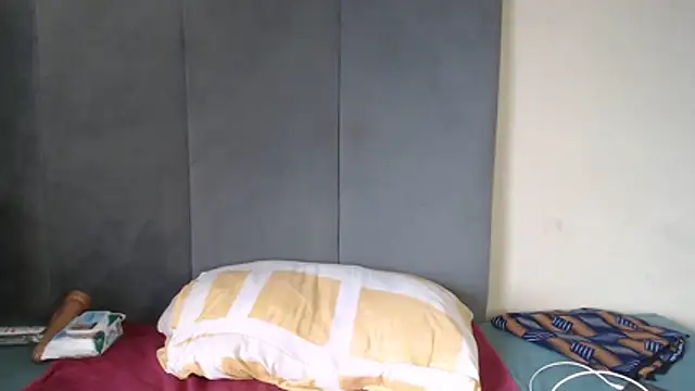 Chocolatebae86 online show from January 13, 2026, 4:01 pm