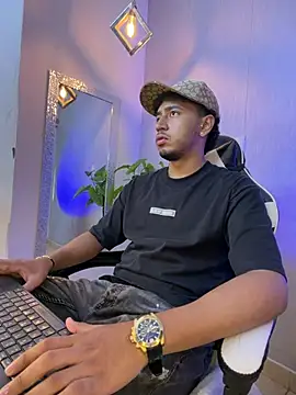 Brand Collins online show from May 7, 2026, 12:43 pm