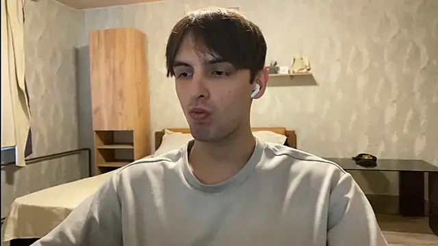 joshnovaq online show from May 16, 2026, 12:48 pm