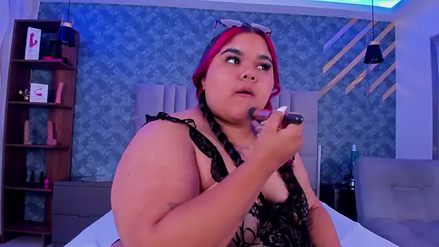 AlyzzandreRouge online show from December 3, 2025, 11:52 am