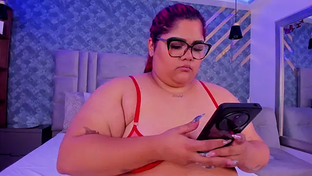 AlyzzandreRouge online show from December 18, 2025, 11:27 am