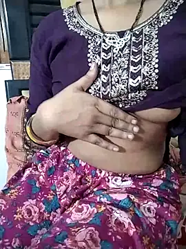RASHMI SHARMA9 online show from May 7, 2026, 1:49 pm