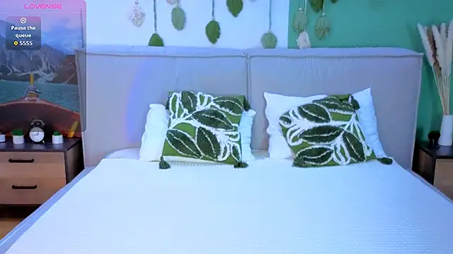 Danielle Eddwards online show from February 19, 2026, 2:46 pm