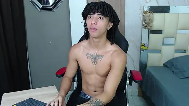 kim curlyy online show from May 5, 2026, 1:08 pm