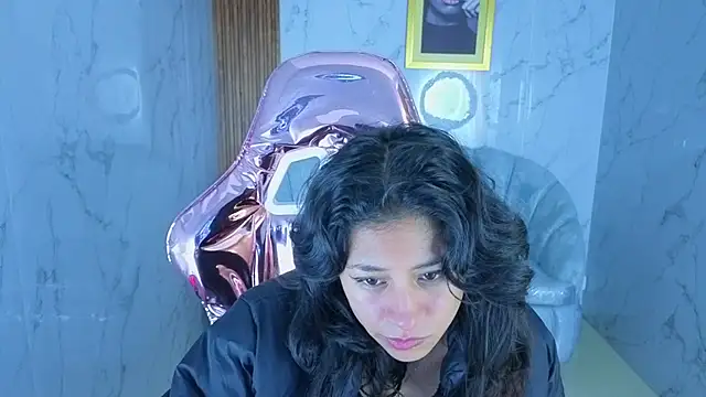 serabella s online show from February 2, 2026, 12:37 pm