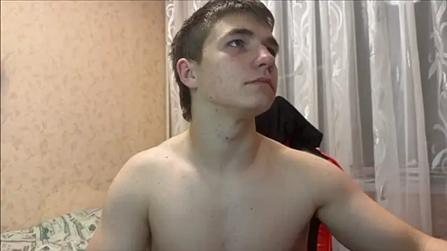 Snapshot of golden_flash chatting on December 4, 2025, 6:05 pm golden flash online show from December 4, 2025, 6:05 pm