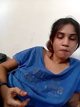 Snapshot of Miss-Perfection chatting on May 2, 2026, 12:32 pm Miss-Perfection online show from May 2, 2026, 12:32 pm