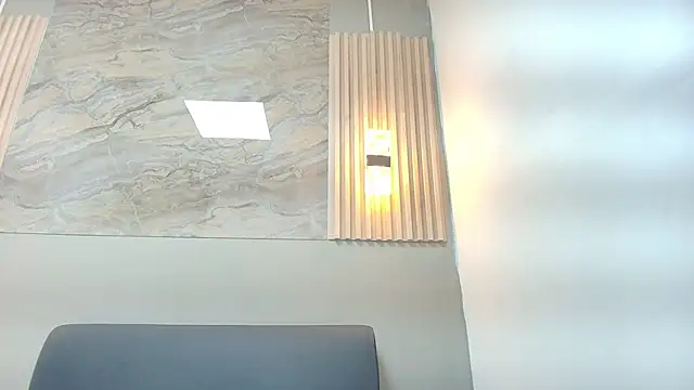 CRISS ALLEN1 online show from December 16, 2025, 1:05 pm