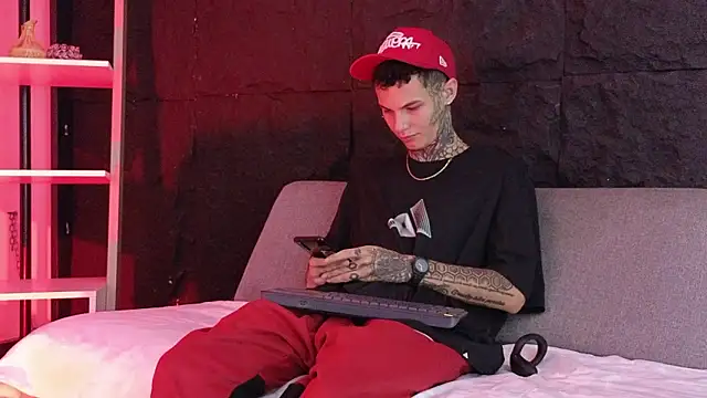 Paulo 527 online show from February 3, 2026, 8:58 pm