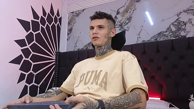 Paulo 527 online show from July 24, 2026, 4:32 am