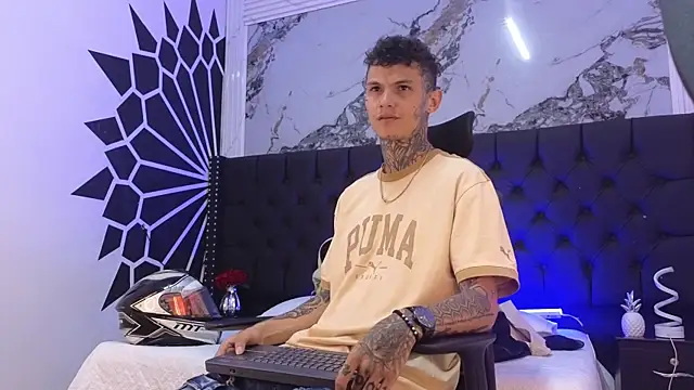 Paulo 527 online show from August 5, 2026, 4:04 am