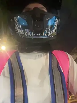 ZafiraNavarro online show from January 6, 2026, 11:18 pm