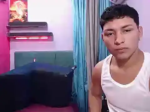 Snapshot of twinks_fuck chatting on June 13, 2026, 11:46 pm twinks fuck online show from June 13, 2026, 11:46 pm