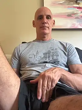 Snapshot of Elosoo chatting on April 22, 2026, 2:51 pm Elosoo online show from April 22, 2026, 2:51 pm