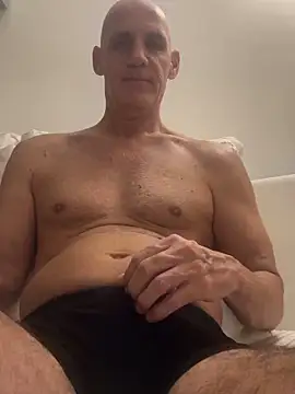 Snapshot of Elosoo chatting on April 24, 2026, 9:34 am Elosoo online show from April 24, 2026, 9:34 am