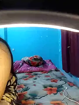 Snapshot of priya2098 chatting on June 26, 2026, 6:01 pm priya2098 online show from June 26, 2026, 6:01 pm