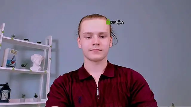 leo void online show from December 15, 2025, 8:02 pm