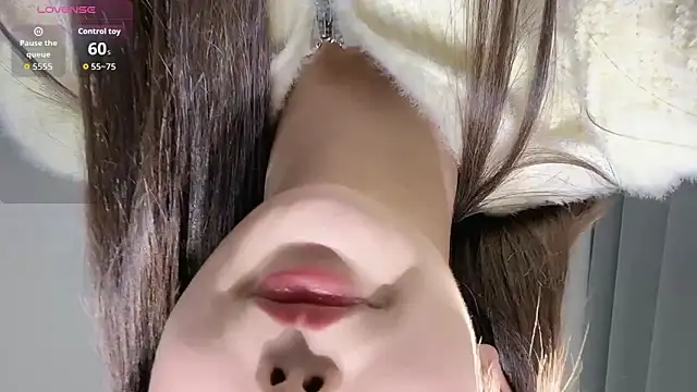 wanou33669 online show from November 27, 2025, 6:04 am