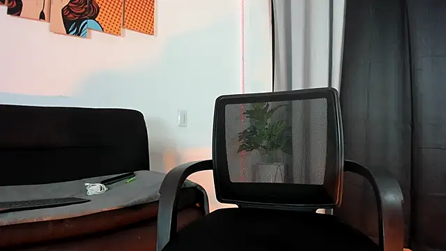 rayder TG online show from February 3, 2026, 1:49 pm