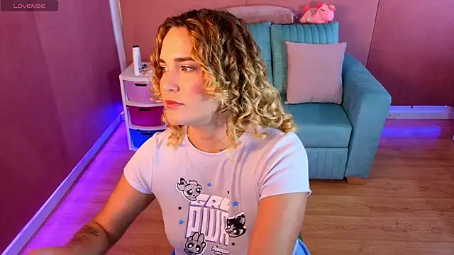 AdharaWo online show from January 14, 2026, 2:44 pm