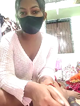 Hot-Bidhika online show from March 18, 2026, 4:43 pm