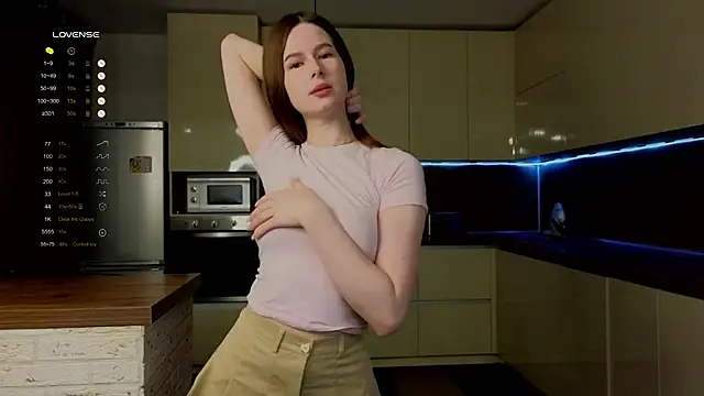 Snapshot of BlissLecton chatting on December 19, 2025, 4:19 am BlissLecton online show from December 19, 2025, 4:19 am