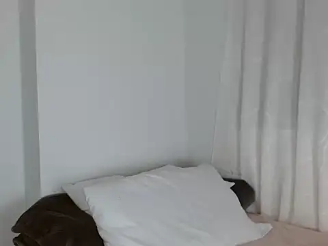 Snapshot of SiennaLorens chatting on March 16, 2026, 3:01 am SiennaLorens online show from March 16, 2026, 3:01 am