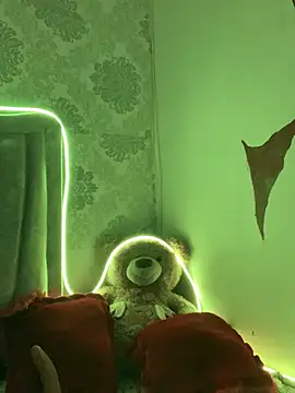 Marceline77 online show from February 6, 2026, 5:01 am