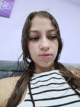 Snapshot of Vanneskk chatting on June 7, 2026, 9:07 pm Vanneskk online show from June 7, 2026, 9:07 pm