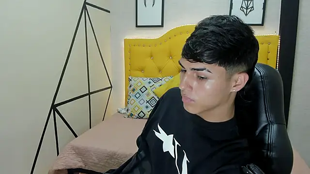 Ethan Jamees online show from February 10, 2026, 1:37 pm