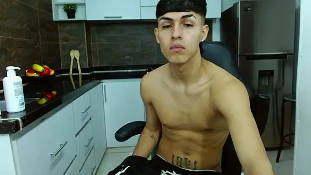 Ethan Jamees online show from March 5, 2026, 7:10 pm