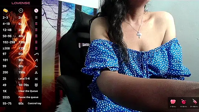 Snapshot of Whisperingfire chatting on May 26, 2026, 2:35 pm Whisperingfire online show from May 26, 2026, 2:35 pm